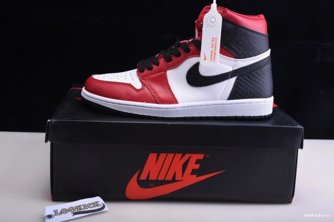 One Kick WMNS Jordan Snake CD0461-601 1 Air OG Satin High 0715